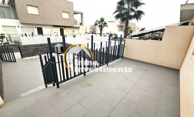 Reventa - Chalet adosado - Torrevieja