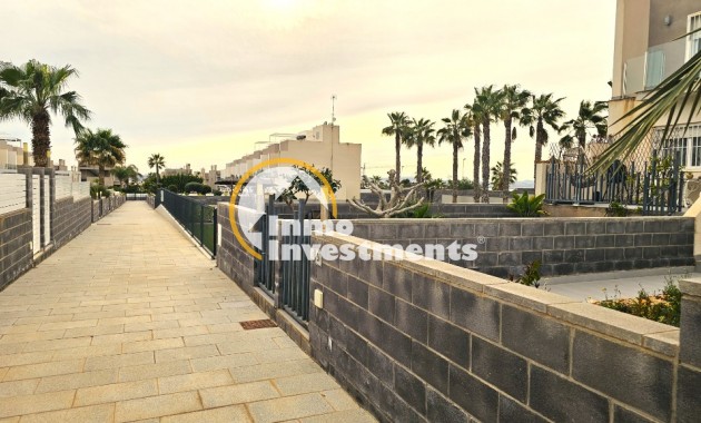 Reventa - Chalet adosado - Torrevieja