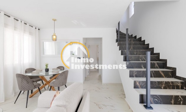 Resale - Villa - Orihuela Costa - Villamartin