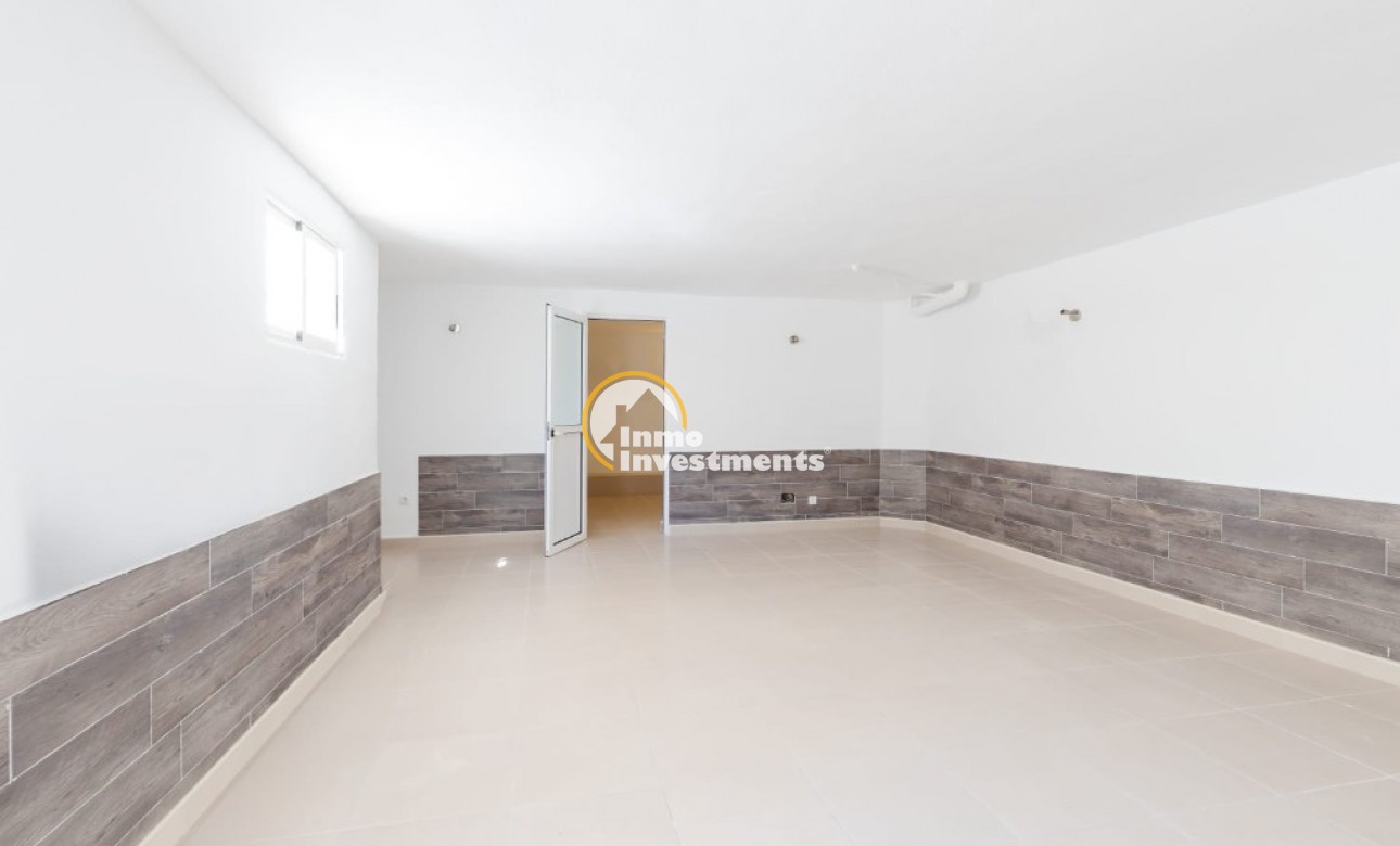 Resale - Villa - Orihuela Costa - Villamartin