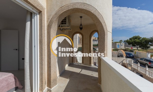 Resale - Villa - Orihuela Costa - Villamartin