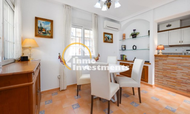 Gebrauchtimmobilien - Villa - Orihuela Costa - La Zenia