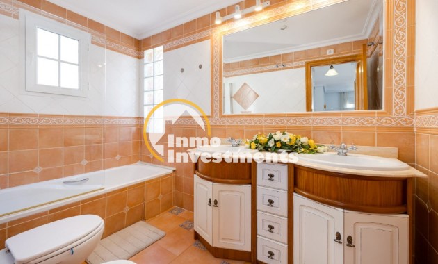 Gebrauchtimmobilien - Villa - Orihuela Costa - La Zenia