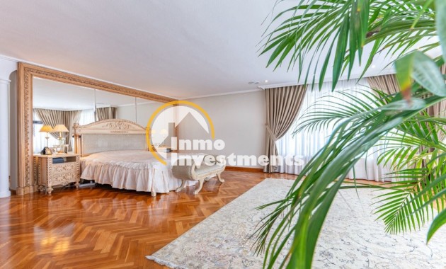 Gebrauchtimmobilien - Villa - Playa San Juan