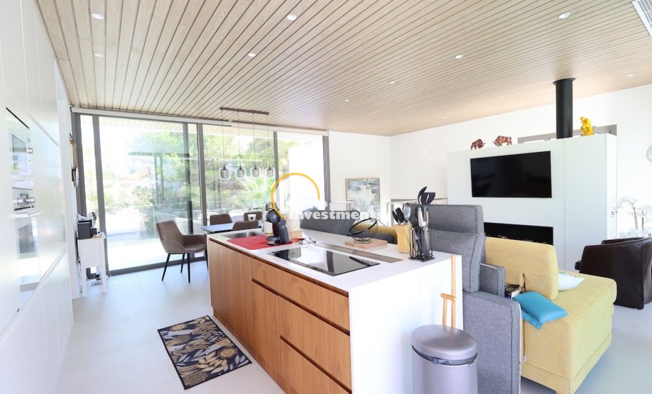 Resale - Villa - Las Colinas - Las Colinas Golf