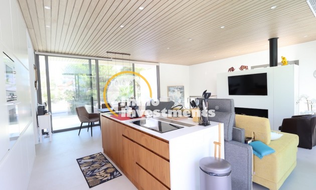 Resale - Villa - Las Colinas - Las Colinas Golf