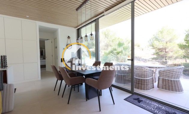 Resale - Villa - Las Colinas - Las Colinas Golf