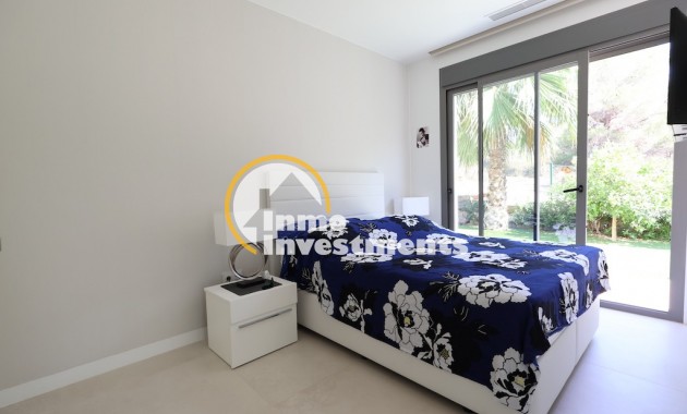 Resale - Villa - Las Colinas - Las Colinas Golf