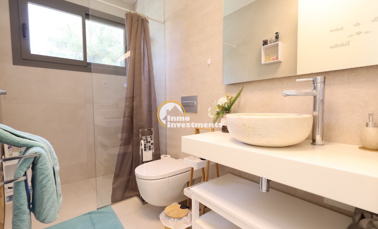 Resale - Villa - Las Colinas - Las Colinas Golf