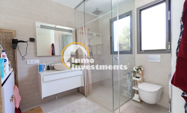 Resale - Villa - Las Colinas - Las Colinas Golf