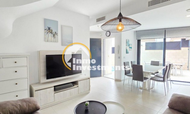 Resale - Villa - Orihuela Costa - Villamartin