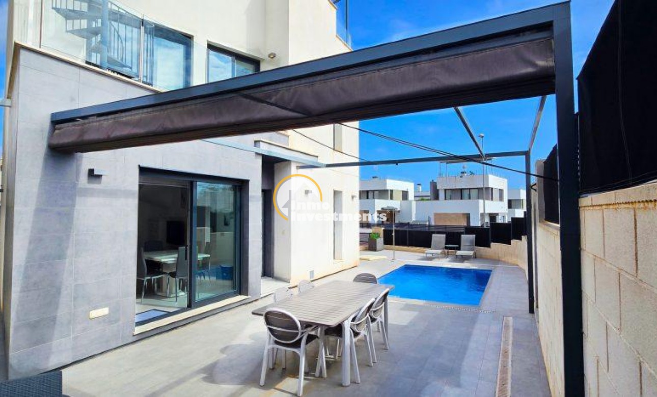 Resale - Villa - Orihuela Costa - Villamartin