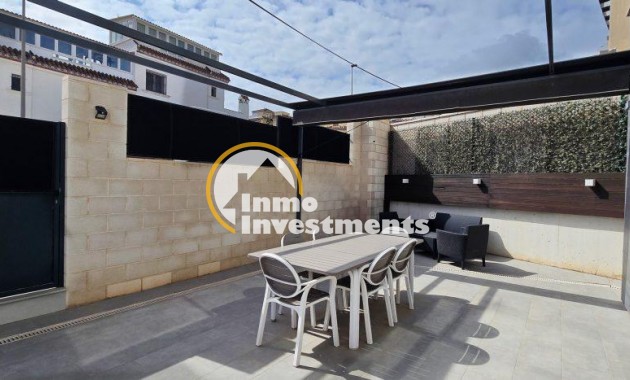 Resale - Villa - Orihuela Costa - Villamartin