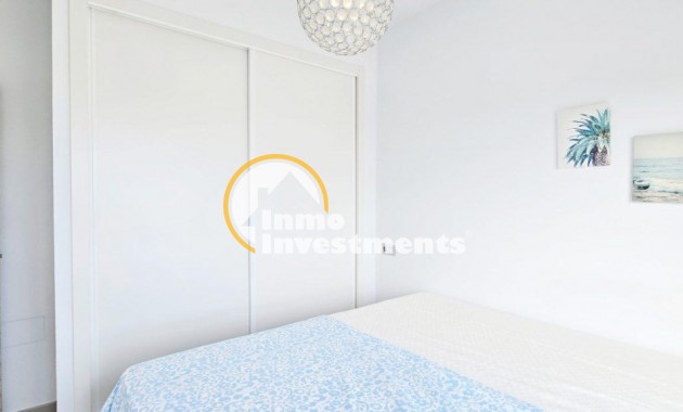 Resale - Villa - Orihuela Costa - Villamartin