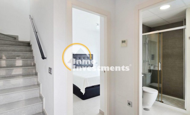 Resale - Villa - Orihuela Costa - Villamartin