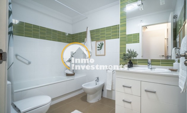 Resale - Apartment - Playa Flamenca - Zeniamar
