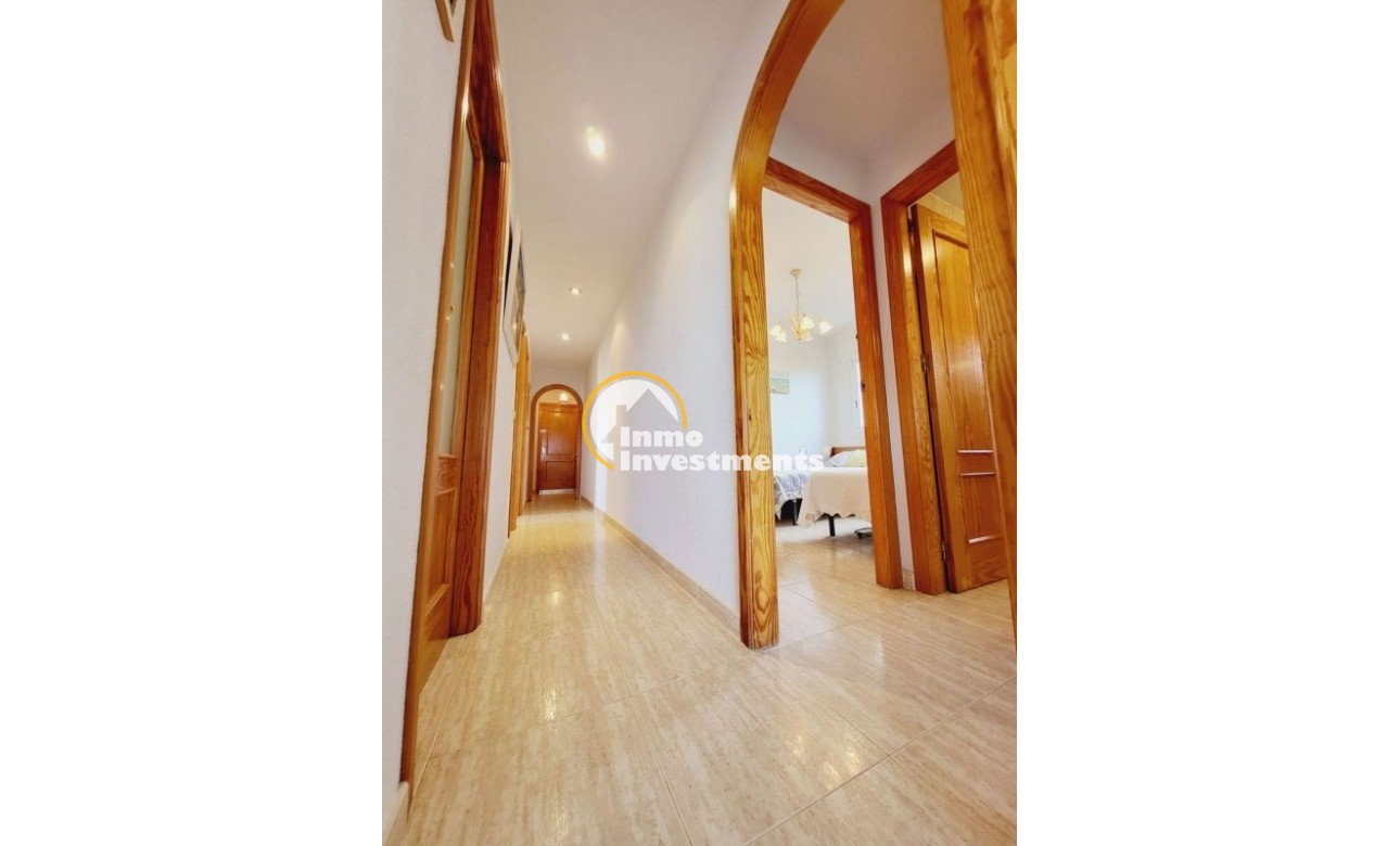 Resale - Apartment - Campoamor - Dehesa De Campoamor