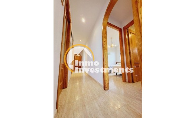 Resale - Apartment - Campoamor - Dehesa De Campoamor