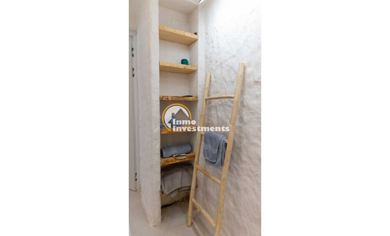 Resale - Commercial - Alicante - Center