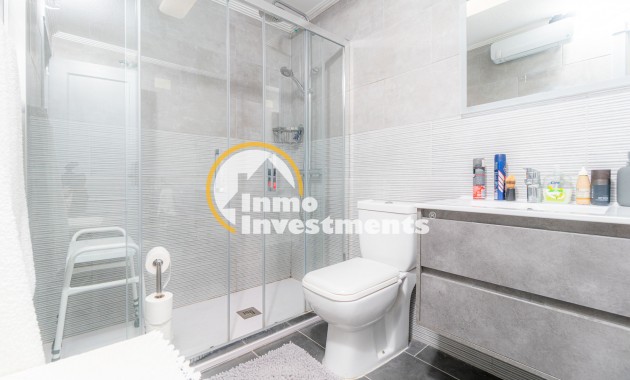 Resale - Apartment - Playa Flamenca - Zenia Mar