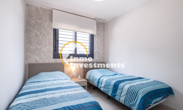 Resale - Apartment - Orihuela Costa - Playa Flamenca