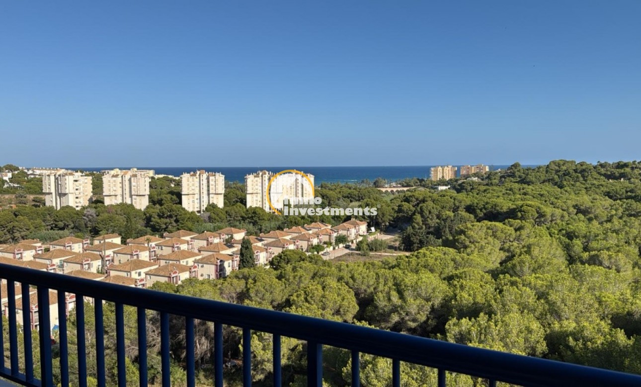 Resale - Apartment - Orihuela Costa - Campoamor