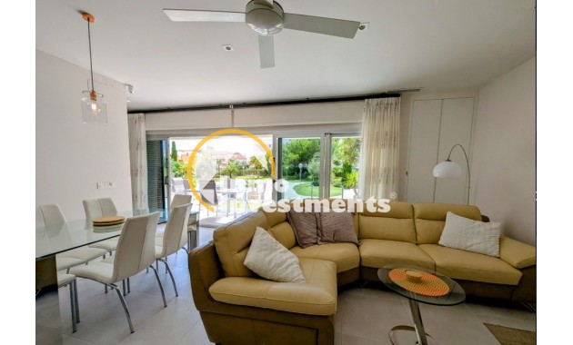 Resale - Apartment - Orihuela Costa - Villamartin