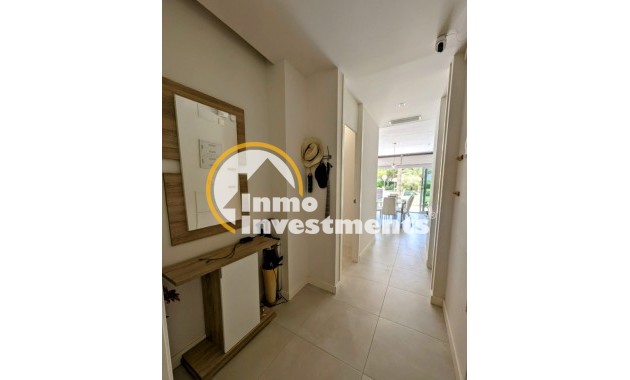 Resale - Apartment - Orihuela Costa - Villamartin