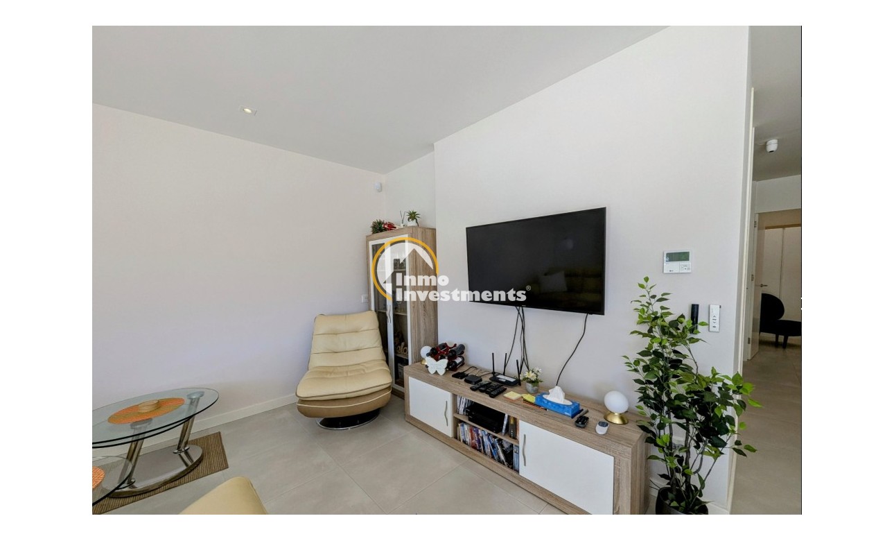 Resale - Apartment - Orihuela Costa - Villamartin