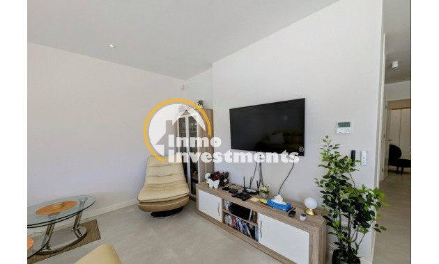 Resale - Apartment - Orihuela Costa - Villamartin