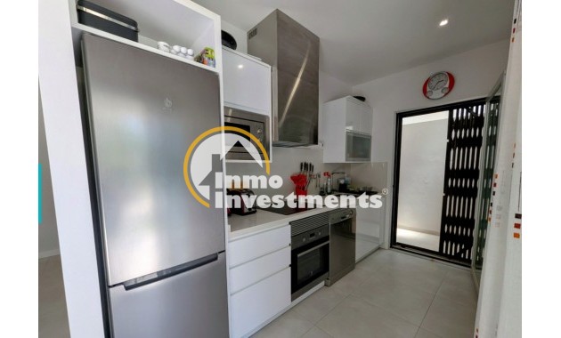 Resale - Apartment - Orihuela Costa - Villamartin