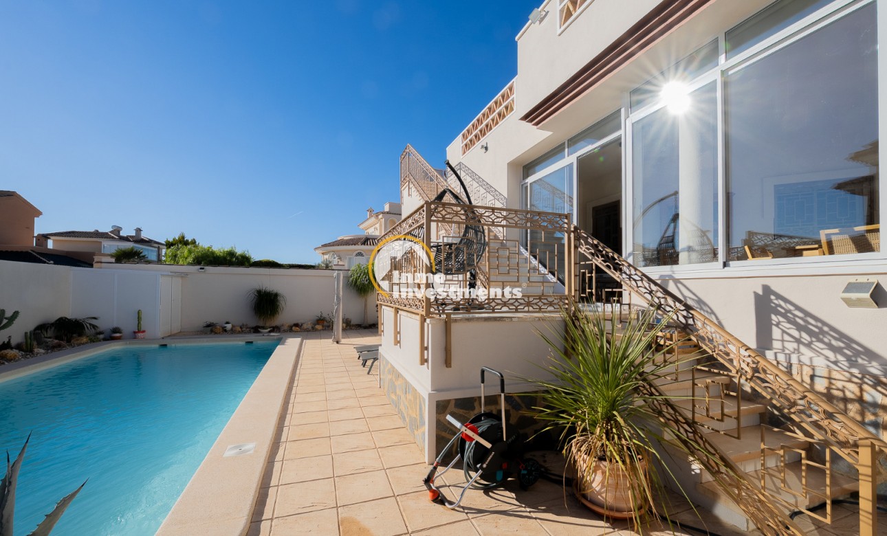 Resale - Villa - Ciudad Quesada