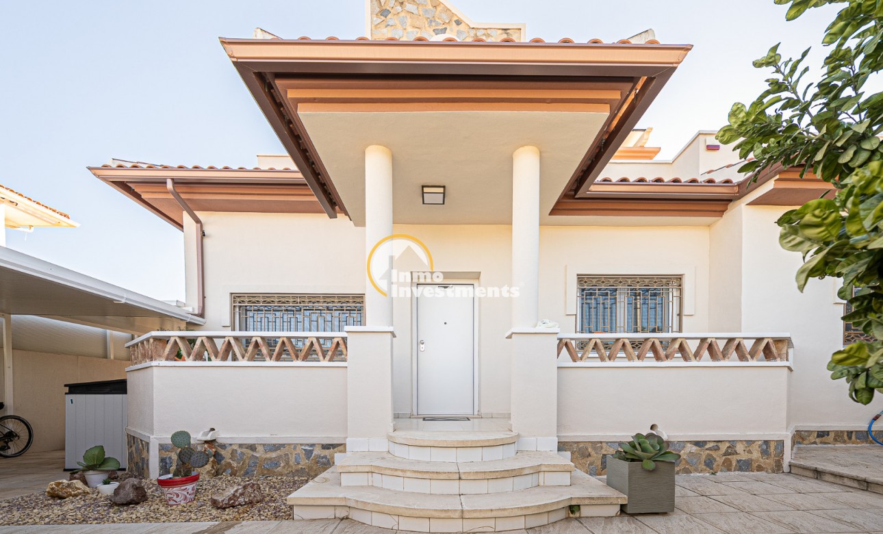 Resale - Villa - Ciudad Quesada