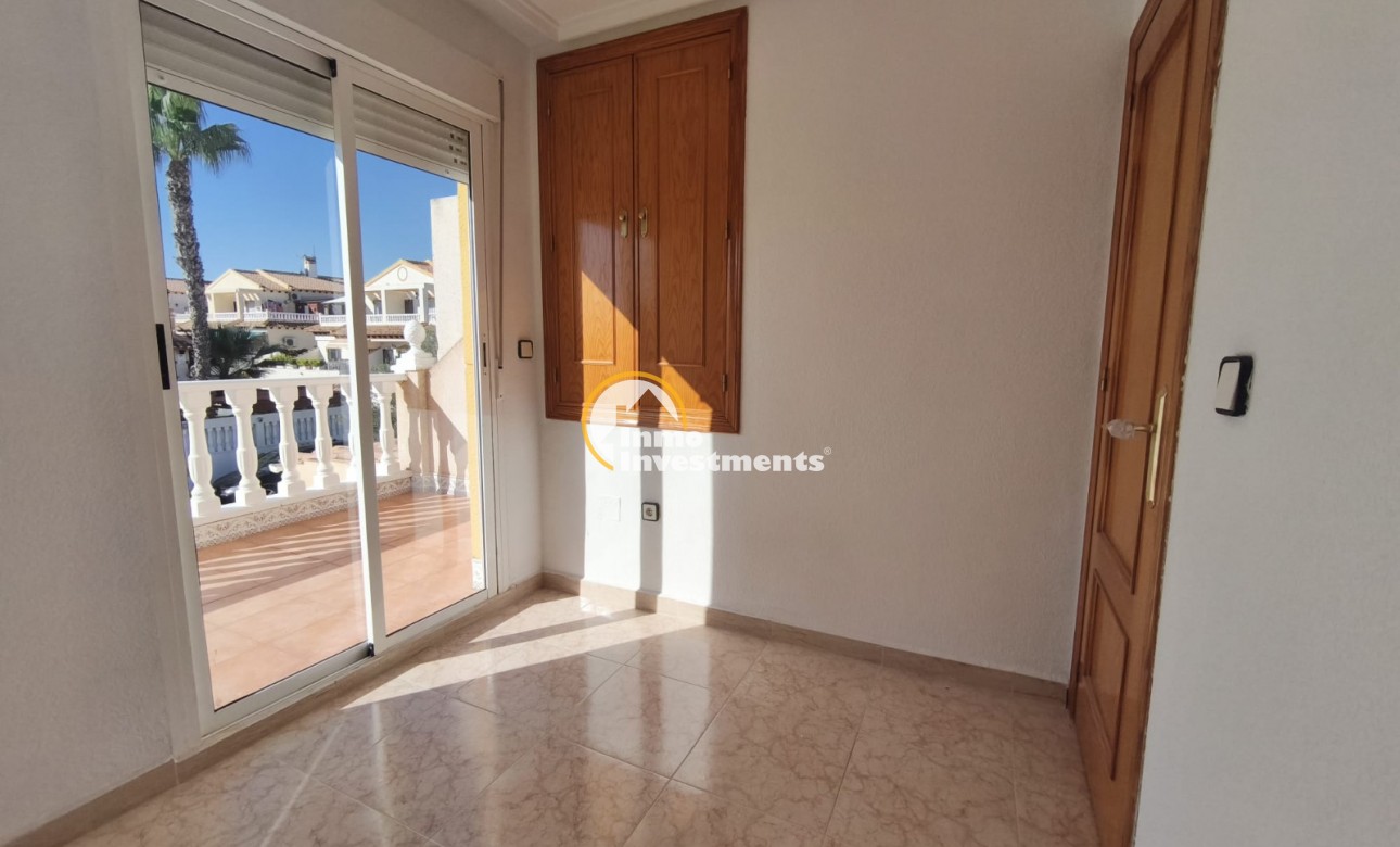 Resale - Quad House - Punta Prima