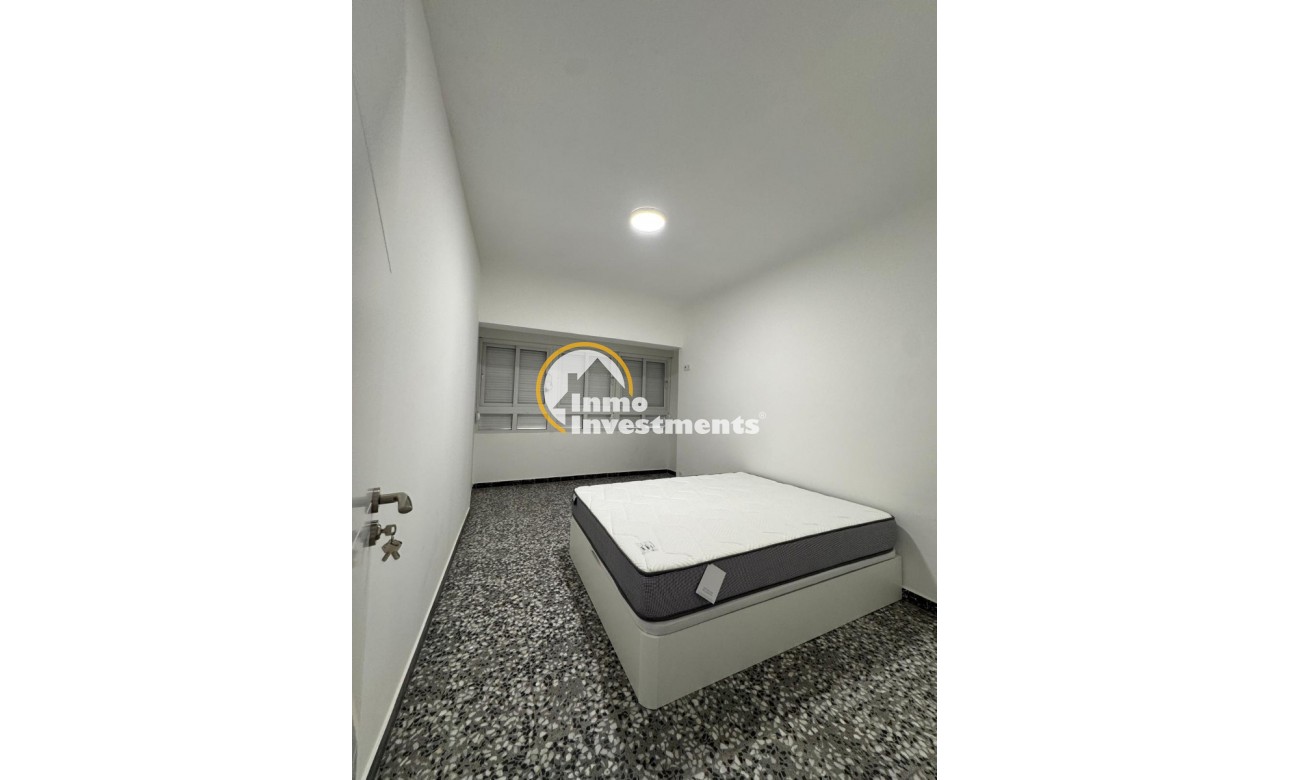 Till salu - Lägenhet - Torrevieja - Torrevieja Center