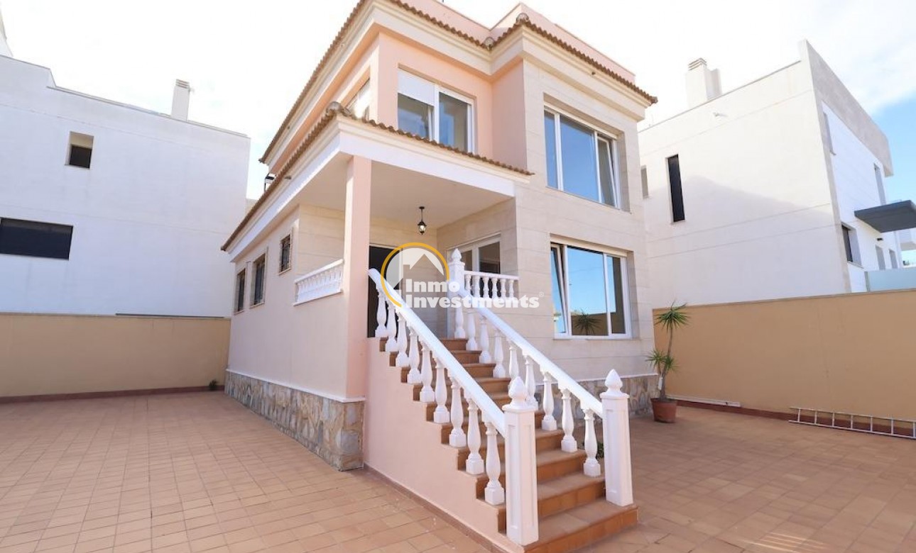 Reventa - Chalet independiente - Orihuela Costa - Villamartín-Las Filipinas