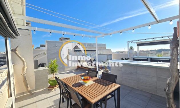 Reventa - Ático - Villamartin