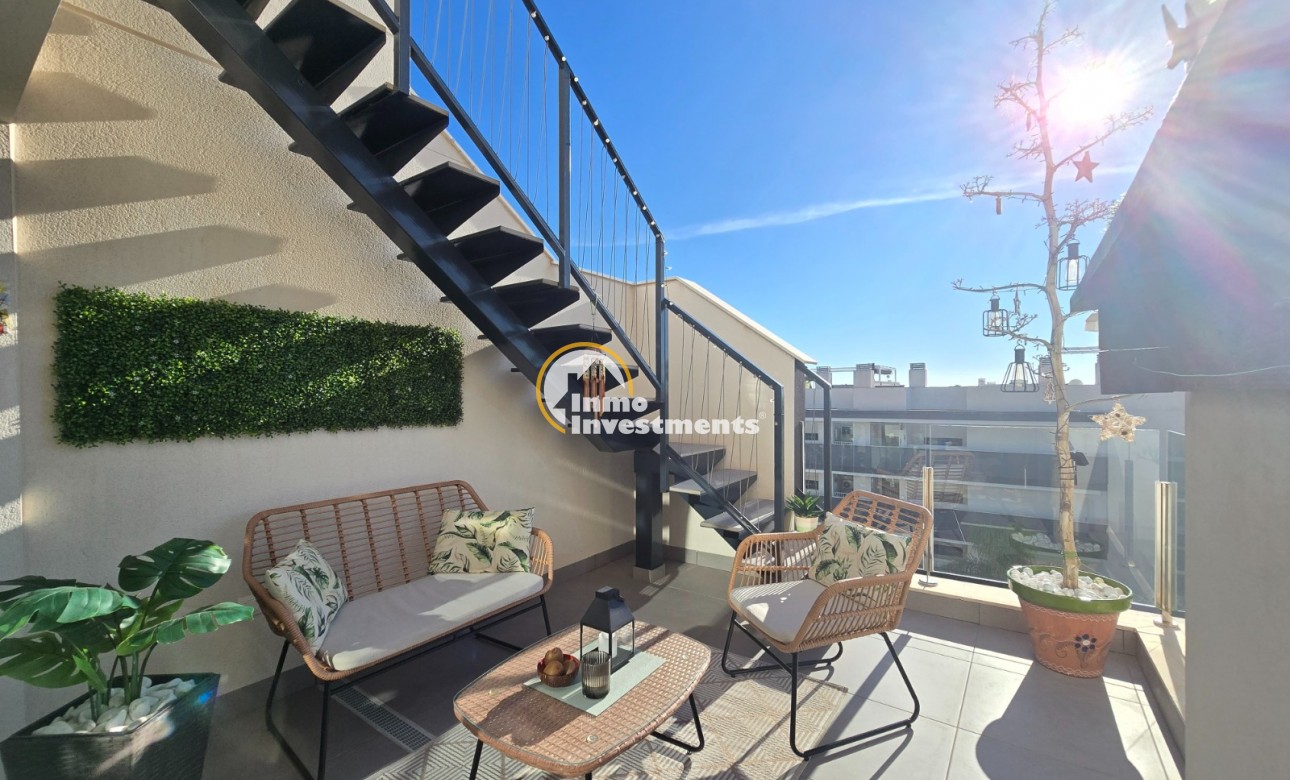 Reventa - Ático - Villamartin