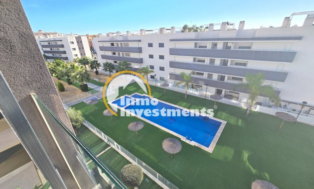 Reventa - Ático - Villamartin