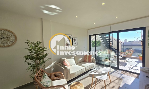 Reventa - Ático - Villamartin