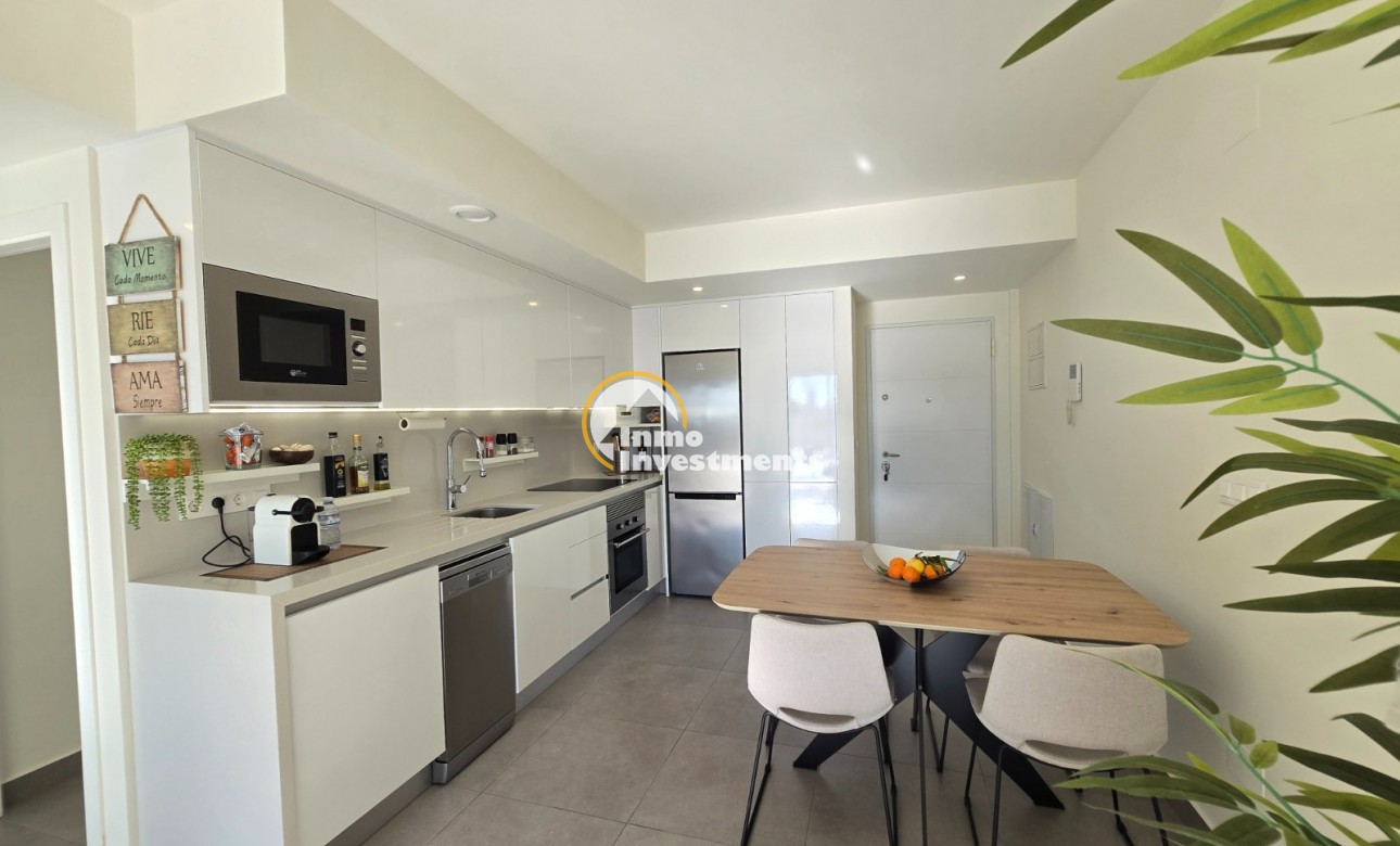 Reventa - Ático - Villamartin