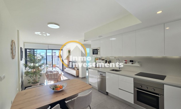 Reventa - Ático - Villamartin