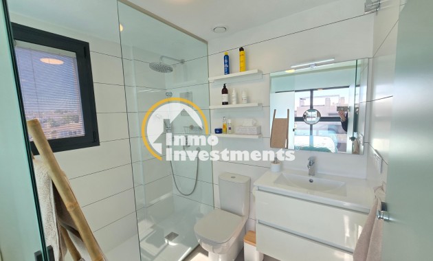 Reventa - Ático - Villamartin