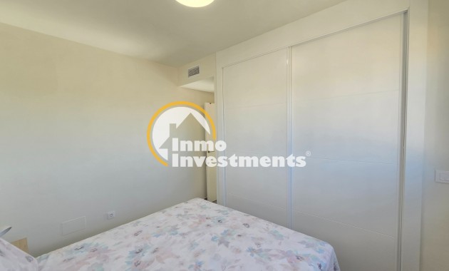 Reventa - Ático - Villamartin