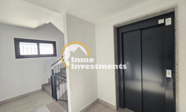 Reventa - Ático - Villamartin