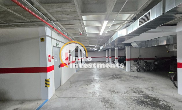 Reventa - Ático - Villamartin