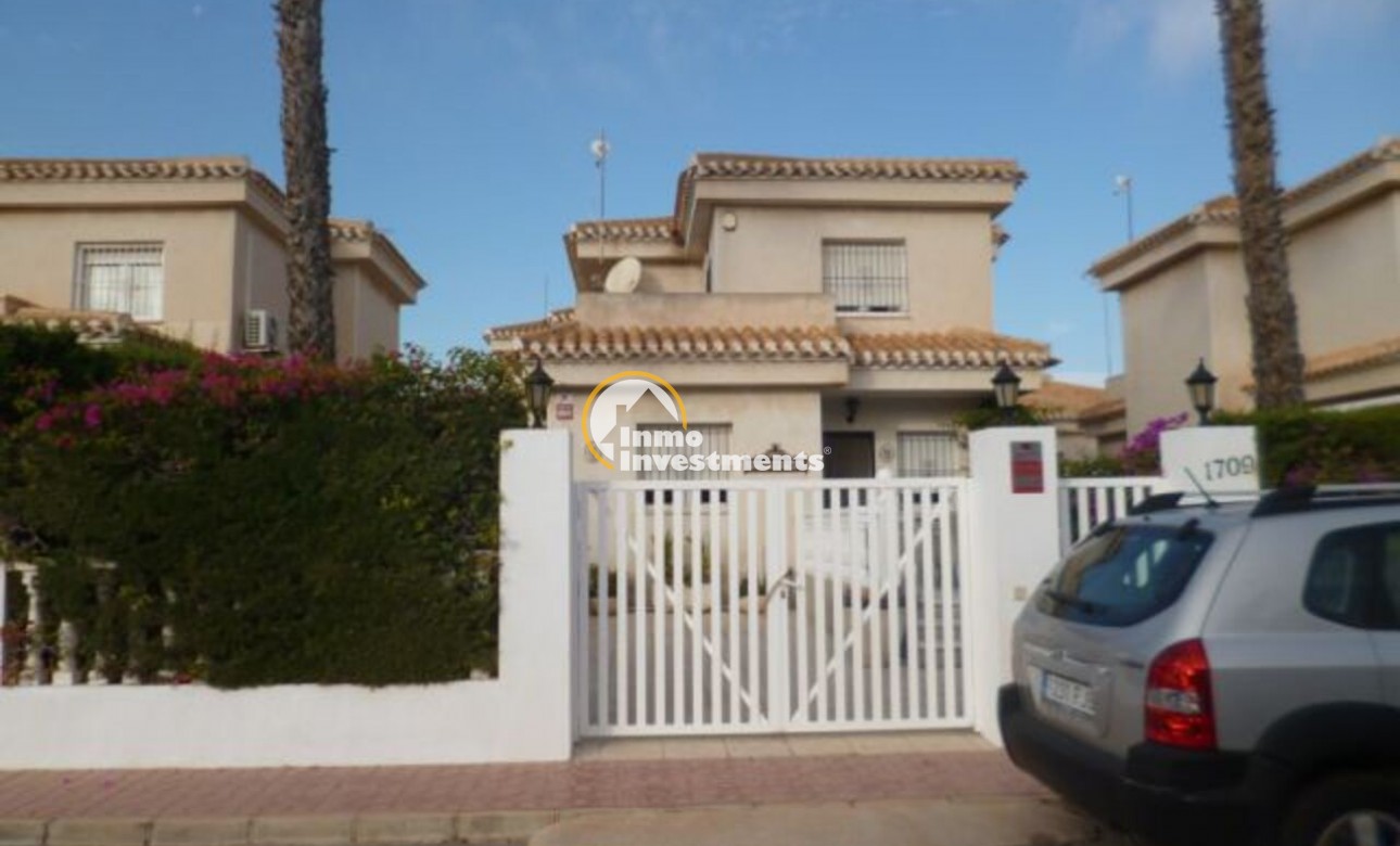 Reventa - Chalet independiente - Playa Flamenca - Play Flamenca