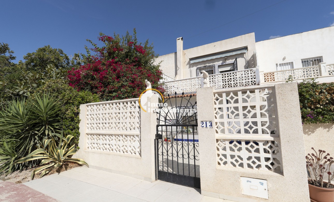 Resale - Town house - Torrevieja