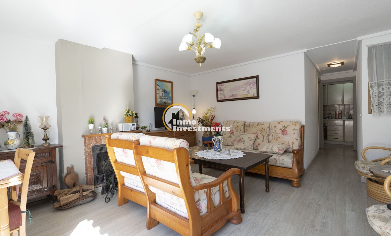 Resale - Town house - Torrevieja
