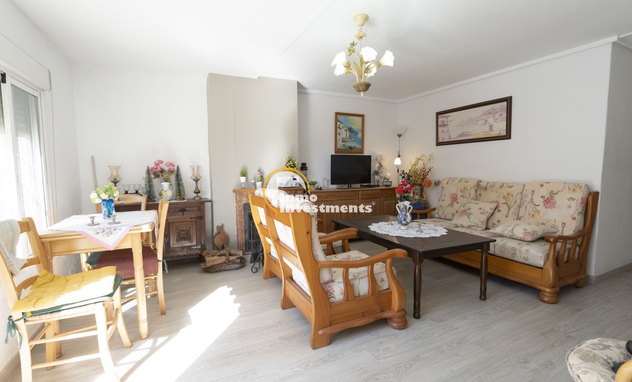Resale - Town house - Torrevieja